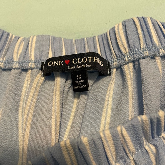 Striped Off Shoulder Top - Picture 4 of 4